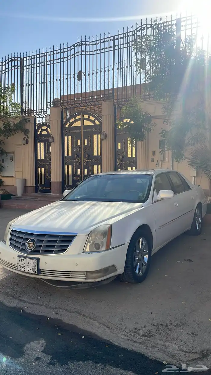 للبيع كاديلاك DTS   طلب خاص فل كامل 3