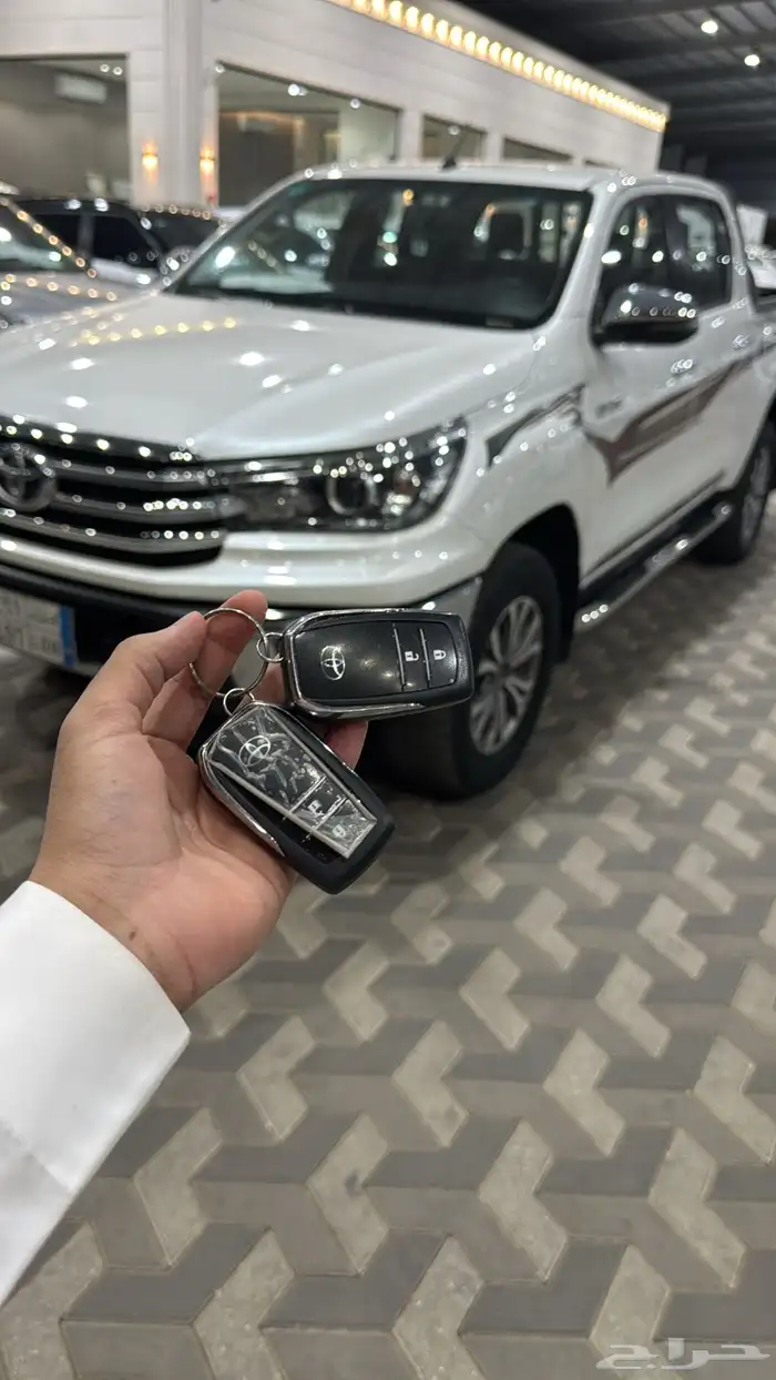 تويوتا هايلوكس 2018 بنزين 6