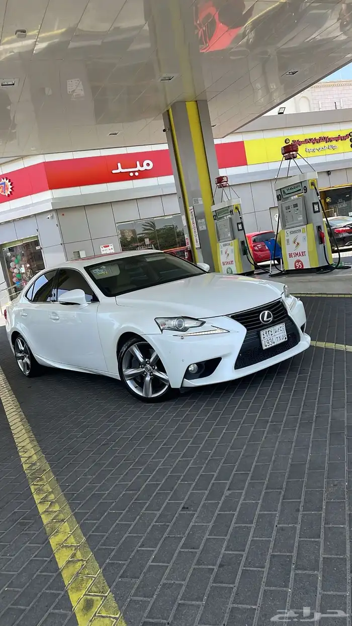 لكزس is350 7