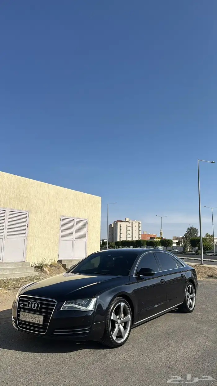 اوديA8L 2013ممشى قليل 12