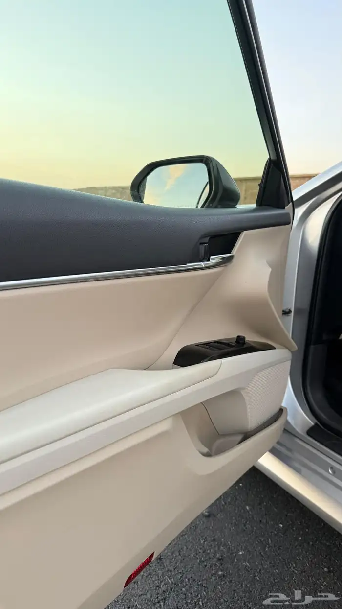 كامري LE 2022 7