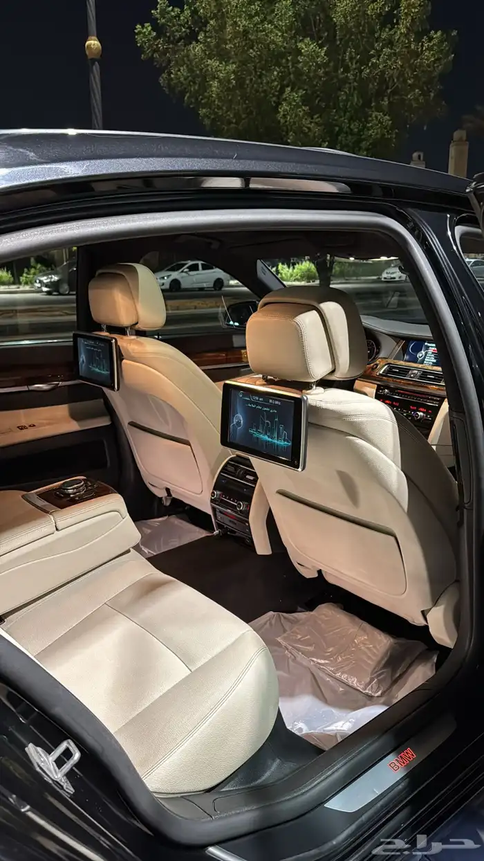BMW 730LI 8