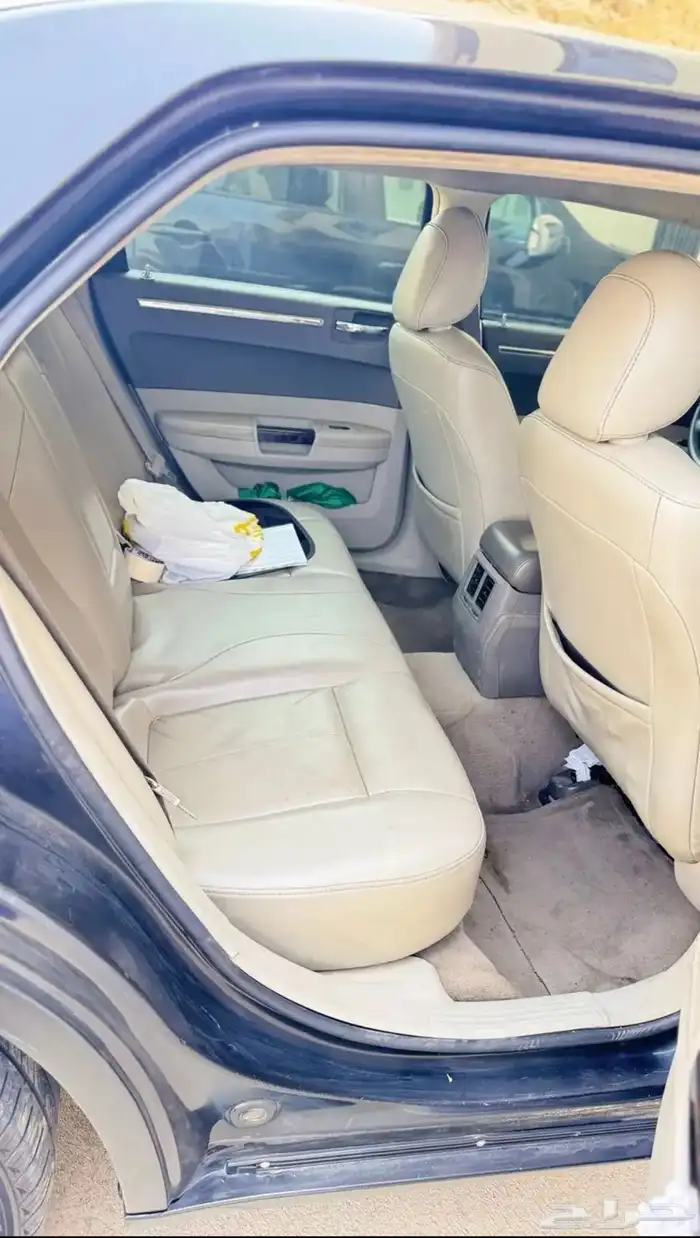 كريسلر 2010 النوع C300 10