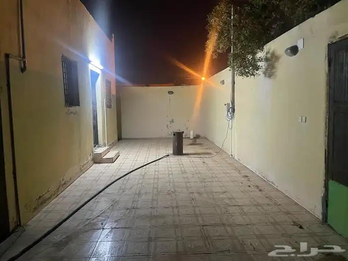 شقة في الشقيق للإيجار الشهري او السنوي . 1