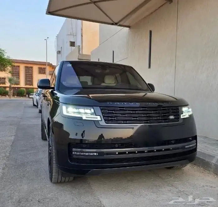 للبيع رانج روفر فوج 2023 - V8 فل الفل الفل تم البيع 7