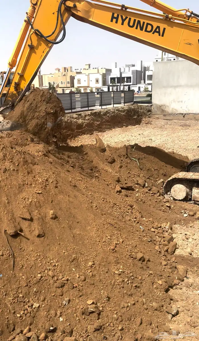 فيلا فخمة للبيع المساحة 650م شارعين حي اللؤؤ 3