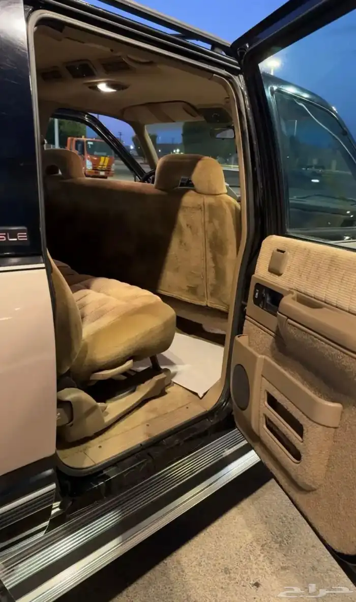 جي ام سي مخزن بااسم المالك الاول من الوكاله 10