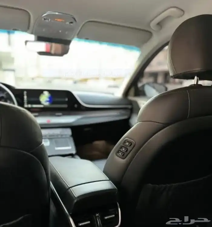 متوفر لدي أزيرا وارد كوريا 6سلندر مالك اول موديل 21 4