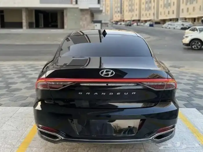 متوفر لدي أزيرا وارد كوريا 6سلندر مالك اول موديل 21 1