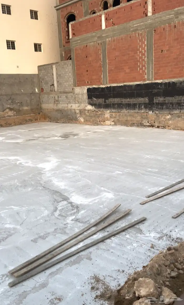 فيلا فخمة للبيع المساحة 650م شارعين حي اللؤؤ 2