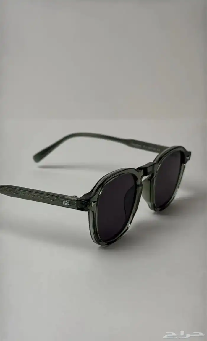 متجر نظارات للبيع 4