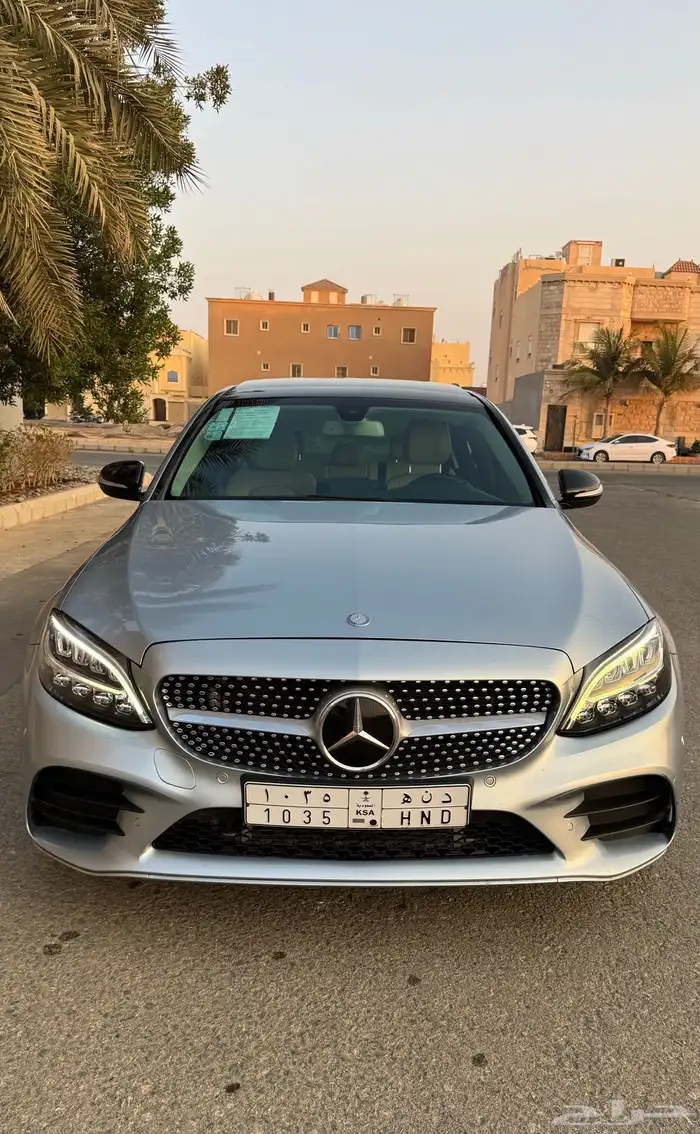 مرسيدس C300 نظيف جدا  استخدام قليل 1