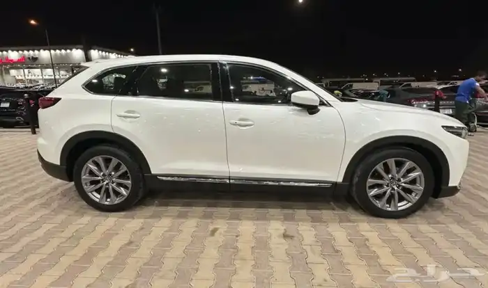 مازدا CX9 موديل 2022 فل كامل نضيف 4