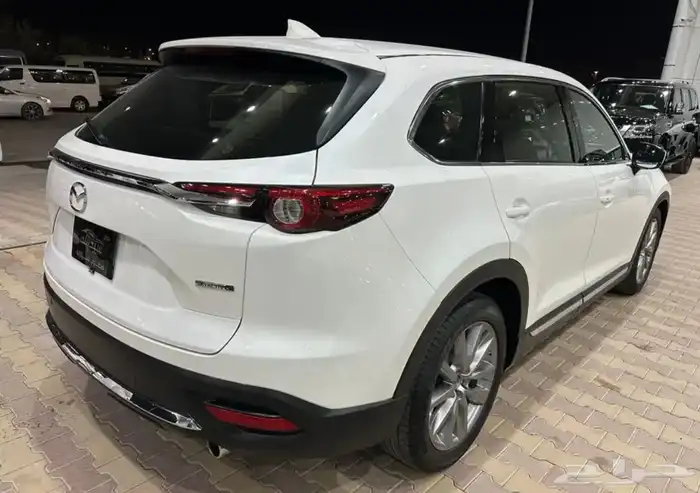 مازدا CX9 موديل 2022 فل كامل نضيف 25