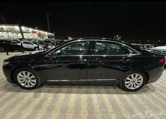 فورد تورس موديل 2022 ستاندر نضيف جدا 4