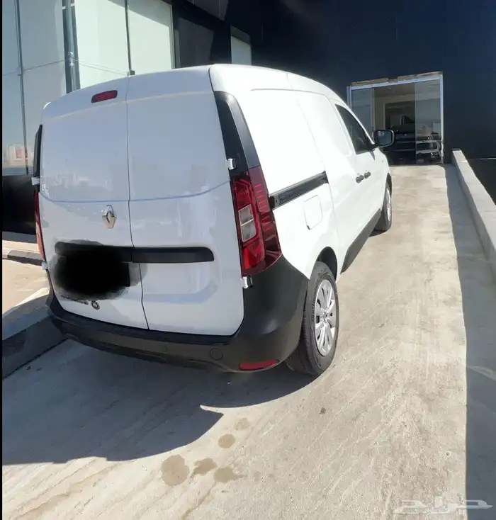 فان دوكر رينو 4