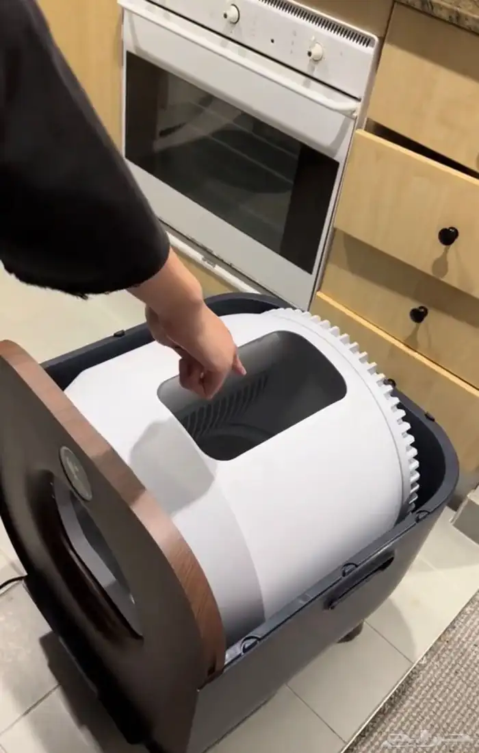 جهاز تنظيف رملة القطط 3