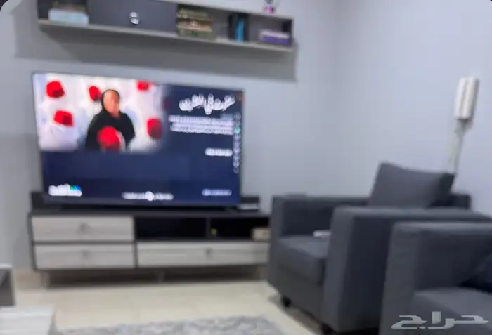 كامل أغراض الصالة   مع مكيفين شباك   فرن   ثلاجة . 1