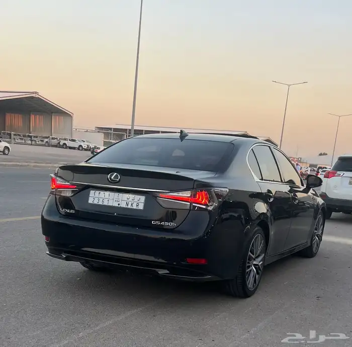لكزس GS 6