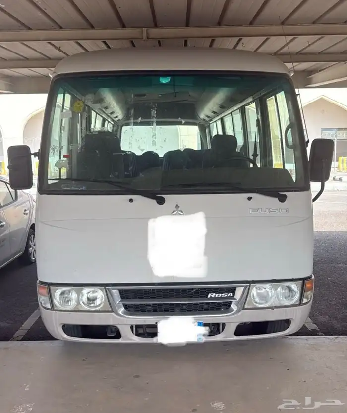 ميتسوبيشي باص روزا 2014 ديزل 26 راكب ماشي 46 الف كم 1
