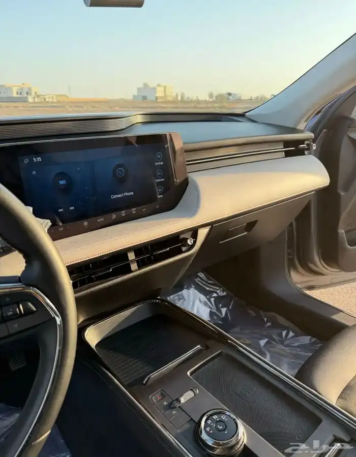 فورد تورس 2023 11