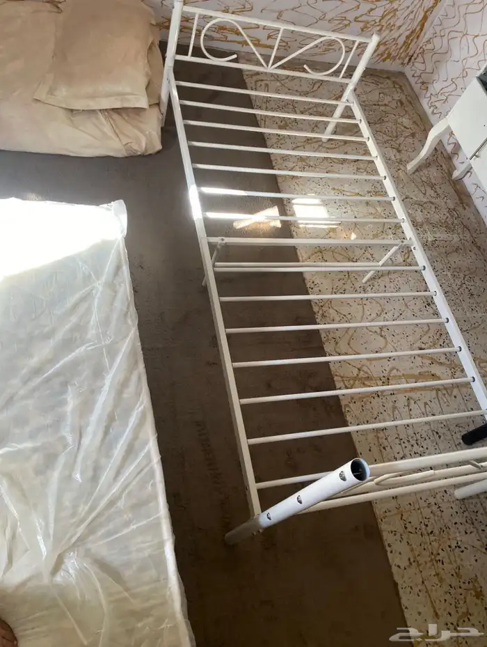 سرير نوم اخو الجديد 1