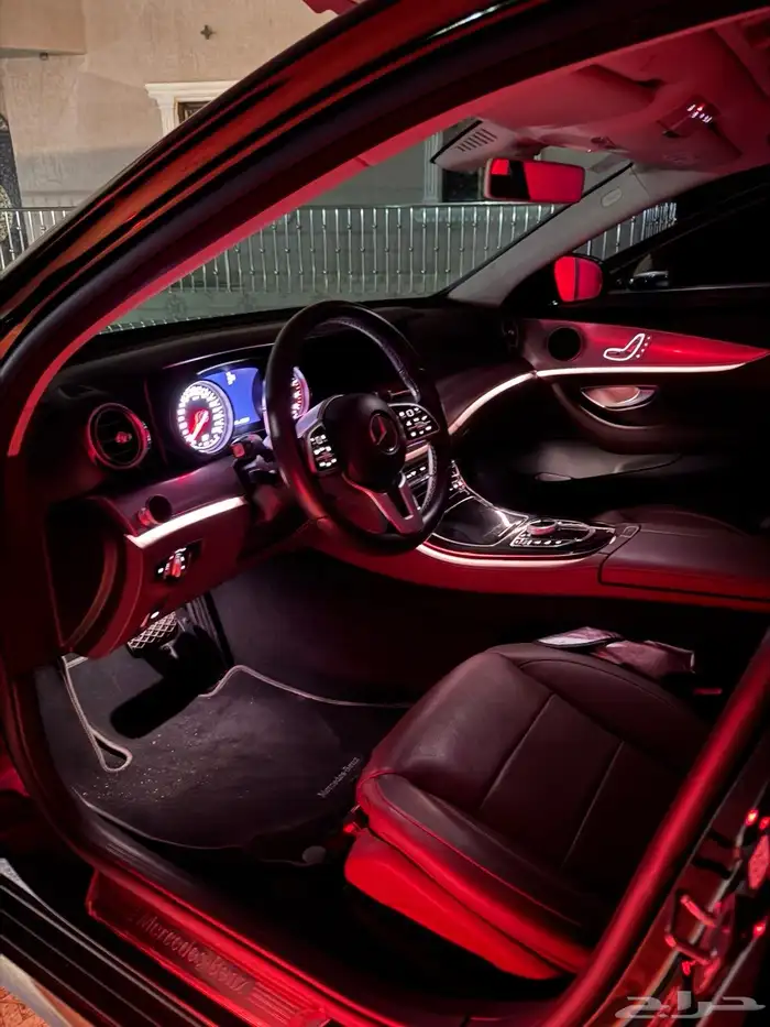 مرسيدس E200 وارد الجفالي مخزنة 2019 31