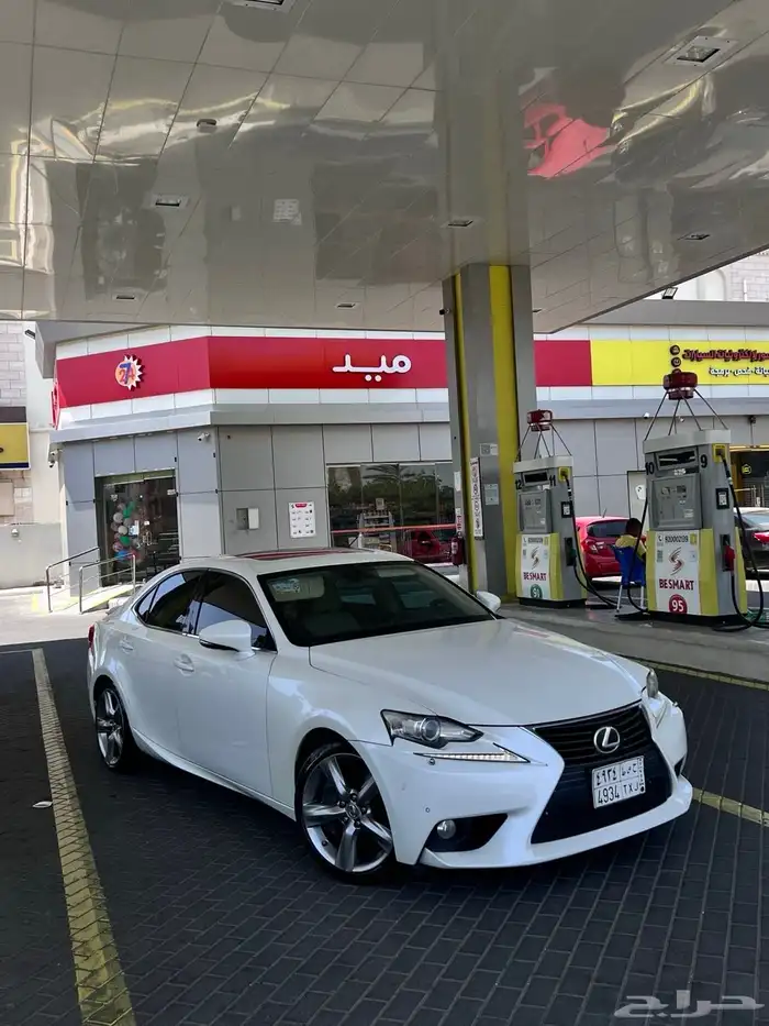 لكزس is350 5
