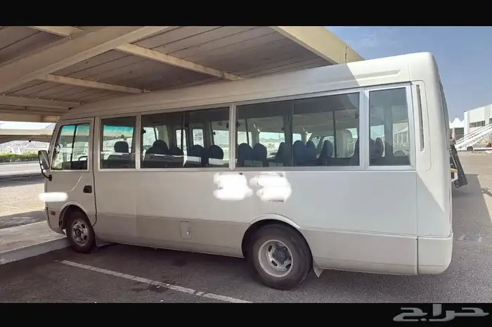 ميتسوبيشي باص روزا 2014 ديزل 26 راكب ماشي 46 الف كم 2