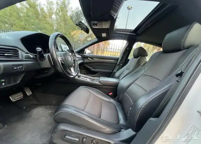 هوندا أكورد 2018 فل كامل نظيف جدا 11