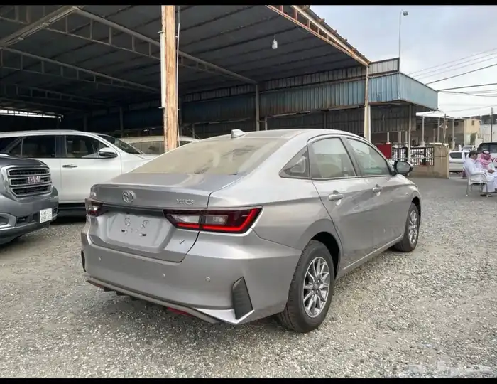 تويوتا يارس 2026 y سعودي 8