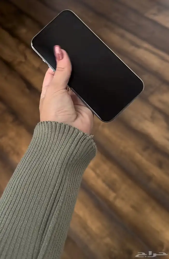 ايفون 15 برو وساعة ابل اللترا وسماعة ابل 4