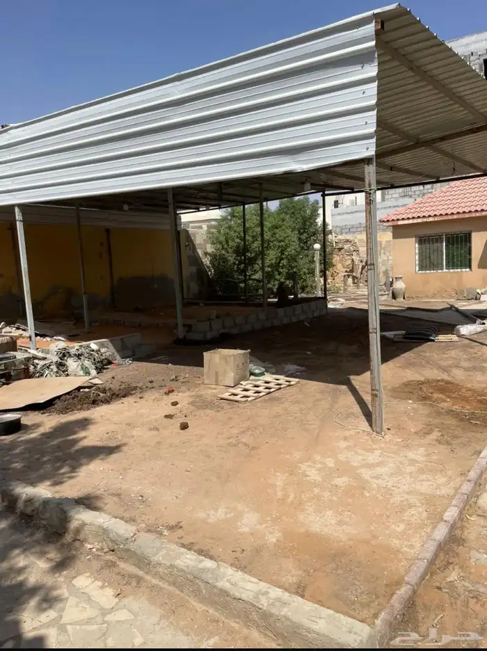 استراحة او مستودع ايجار 0