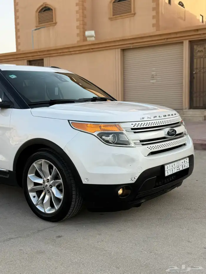فورد اكسبلور 2013 امريكي 1