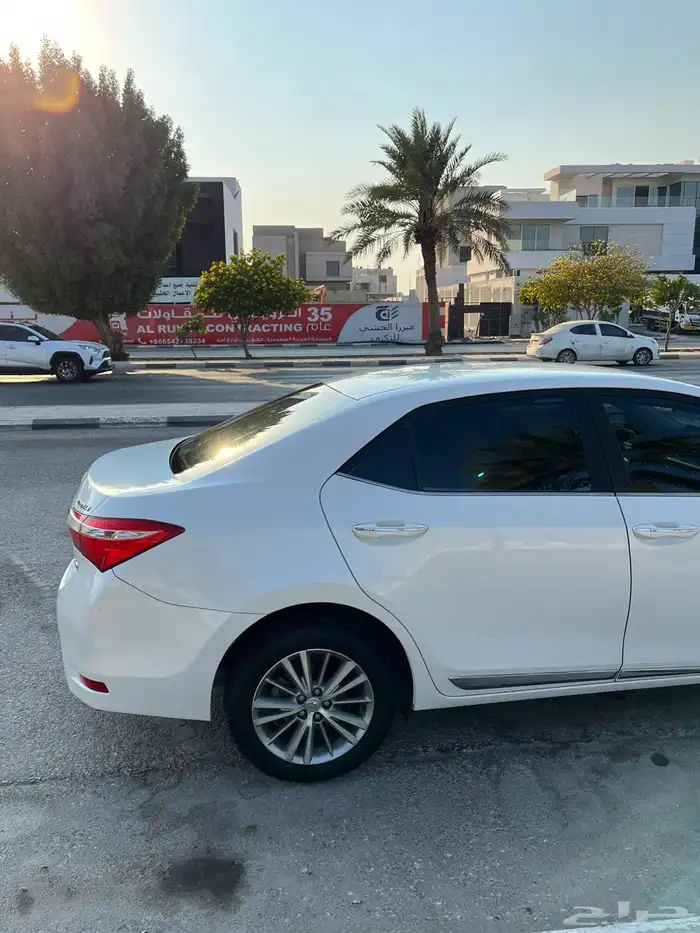 كورولا 2015 مالك أول ممشى 114 ألف 18