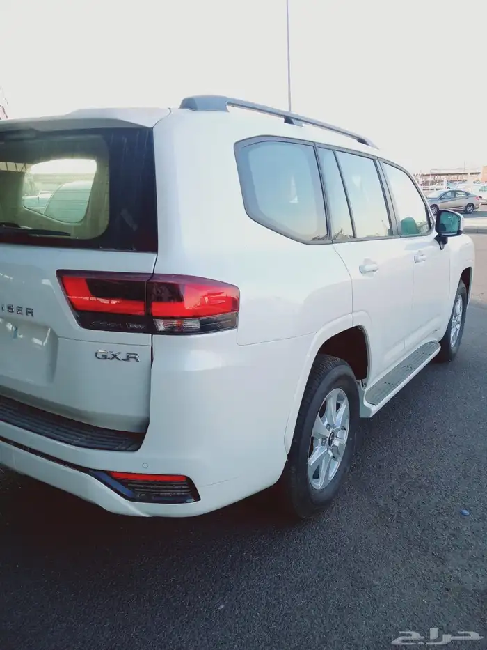 تويوتا لاندكروزر جي اكس ار GXR L2 ديزل اصفار 2024 4