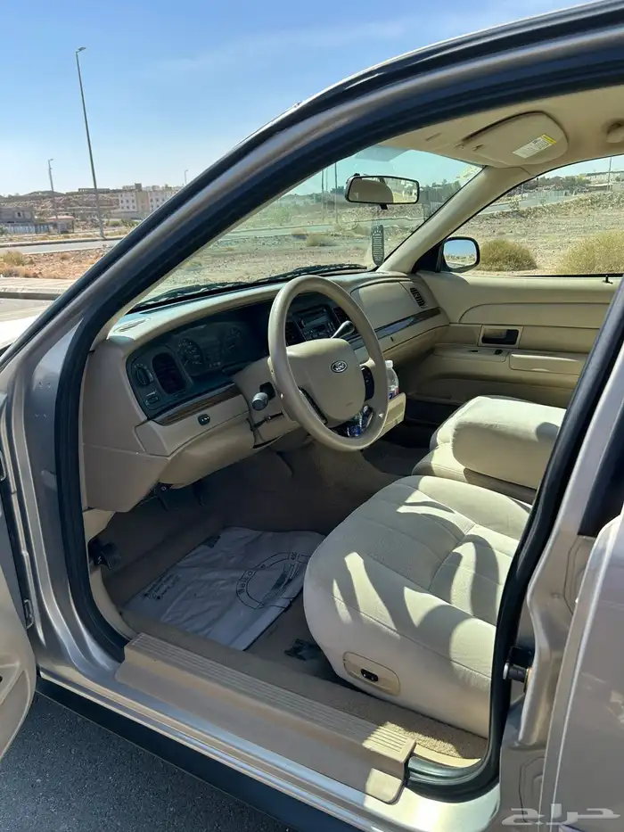 فورد فكتوريا 2009 22