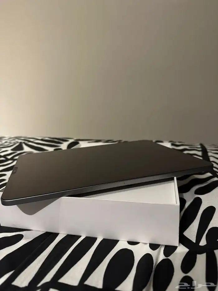 ايباد برو للبيع نضيف جدا 4