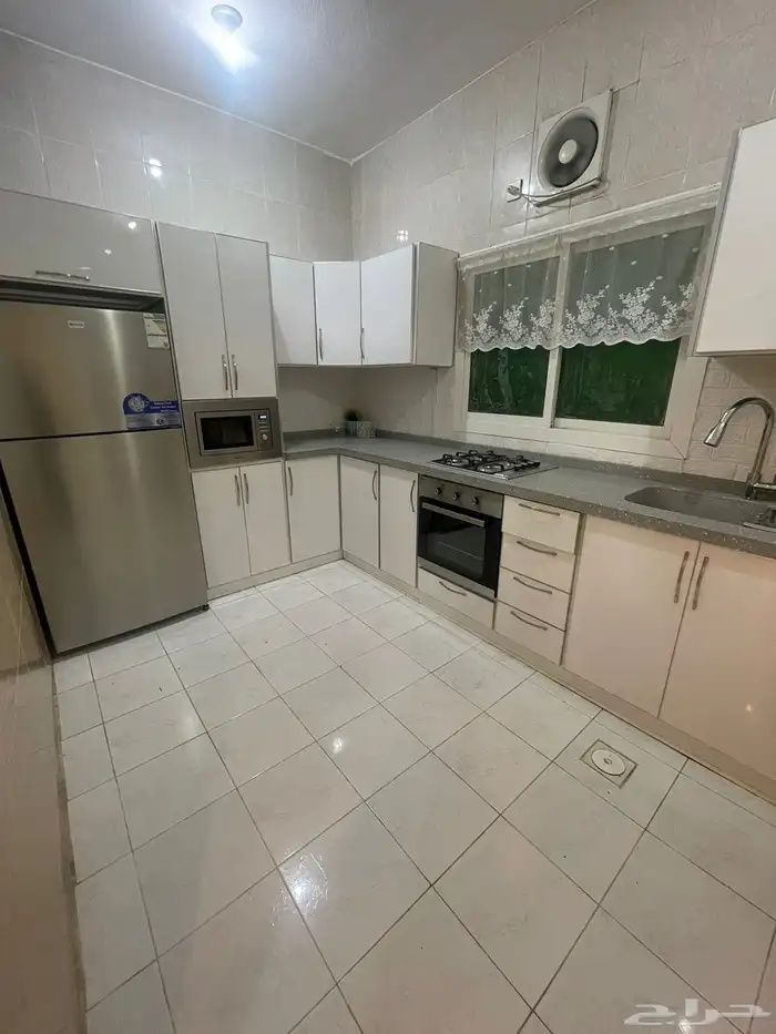 شقة مفروشة راقية للايجار ثلاث غرف وصالة في حى المروة بجدة 8