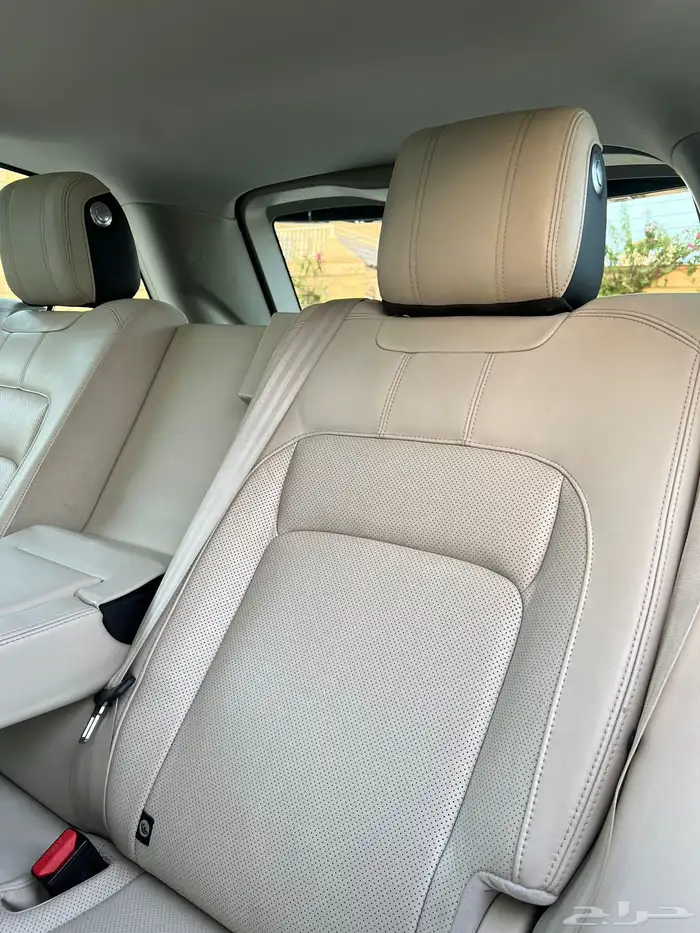 رنج روفر فوج 2018 (( بحالة ممتازة )) 25