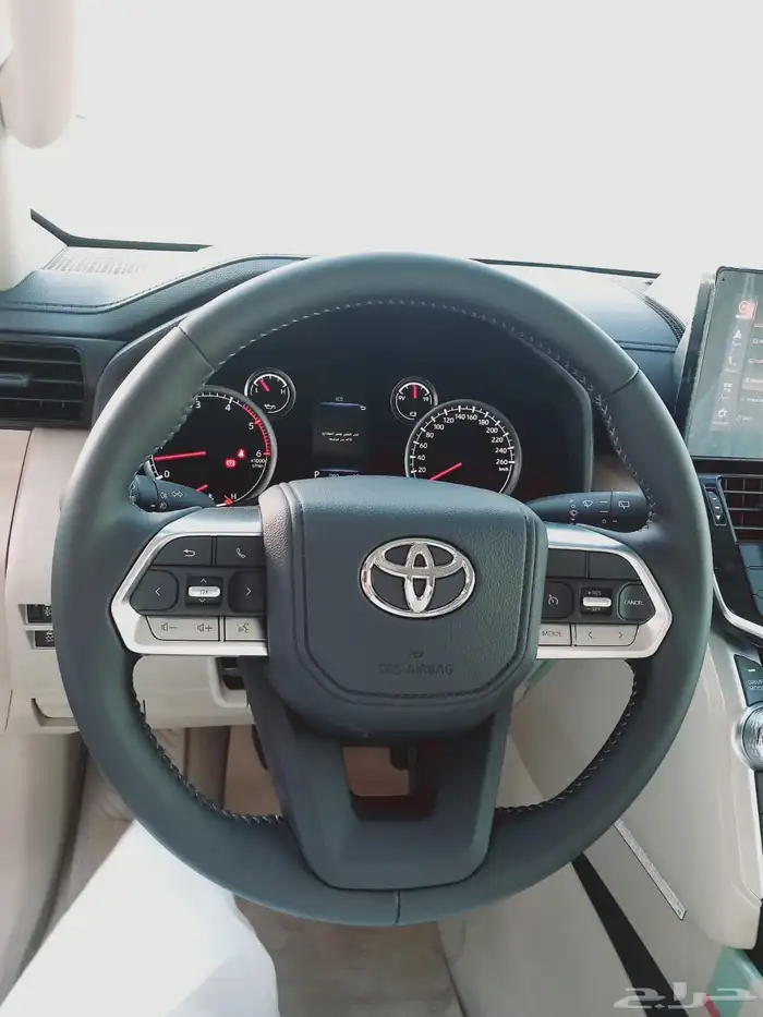 تويوتا لاندكروزر جي اكس ار GXR L2 ديزل اصفار 2024 11