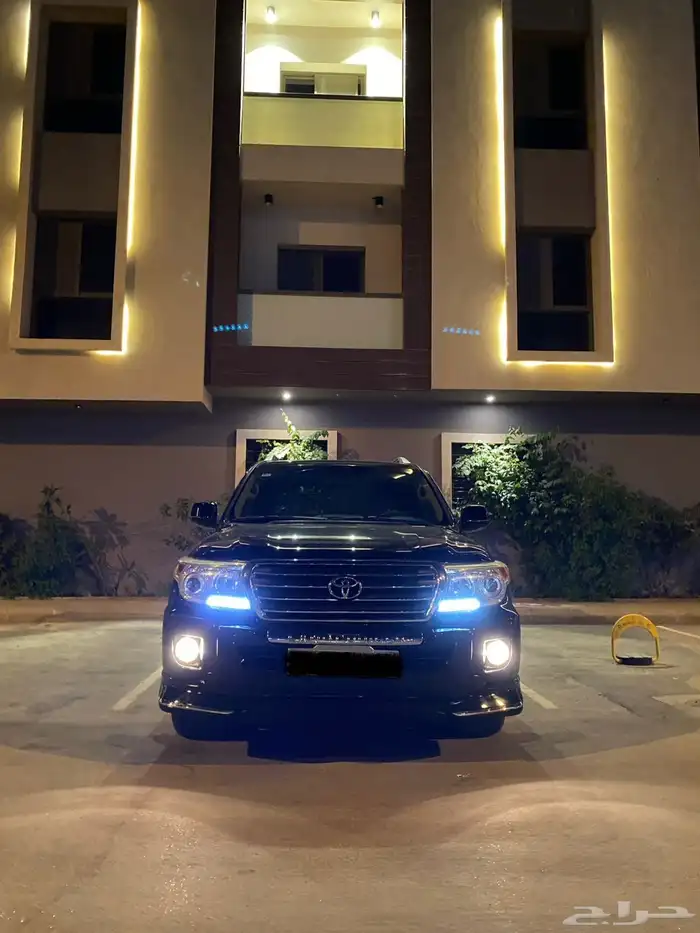 لاندكروزر2010 1