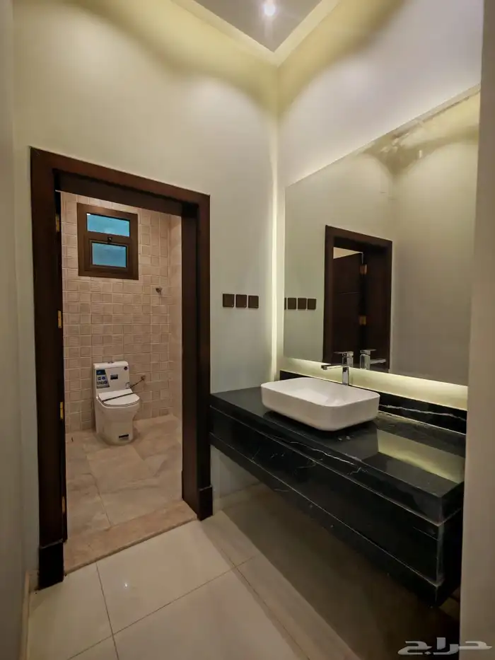 للبيع فلل دورين و ملحق با الخميس حي دوره الموسى وسط الخدمات 29