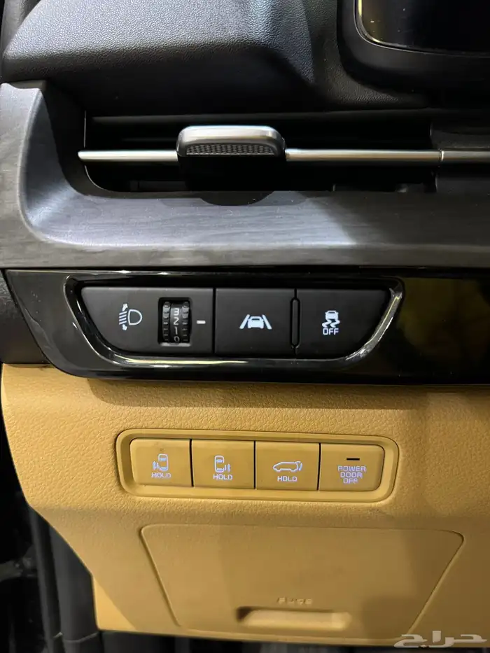 كرنفال 2022 ( ديزل ) عداد ديجتال فل كامل بحالة الوكالة 11