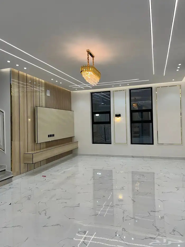 للبيع فيلا فاخرة بحي الفيحاء( حفر الباطن) 2