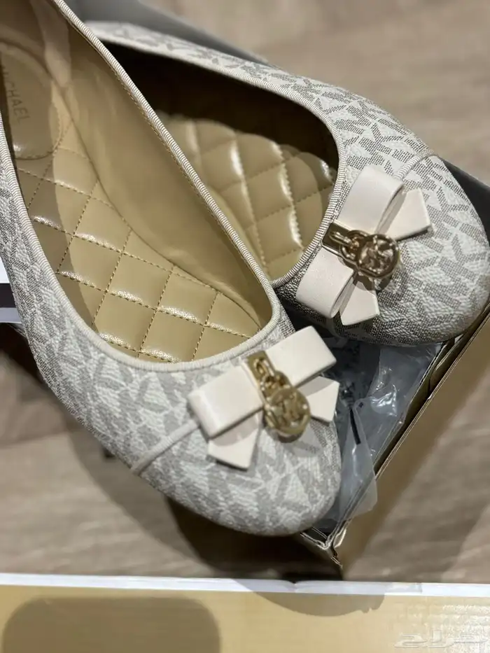 حذاء مايكل كورس جديد 0