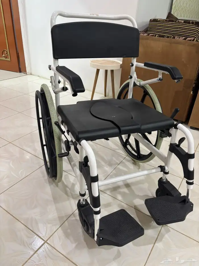 كرسي متحرك 2