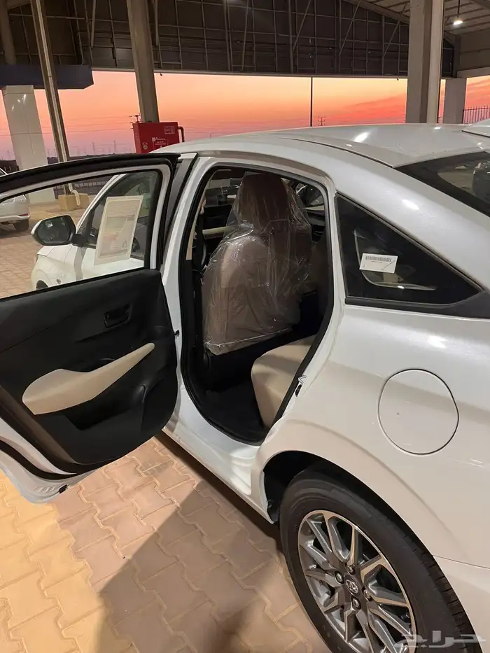 تويوتا يارس 2026 ستاندر Y 9