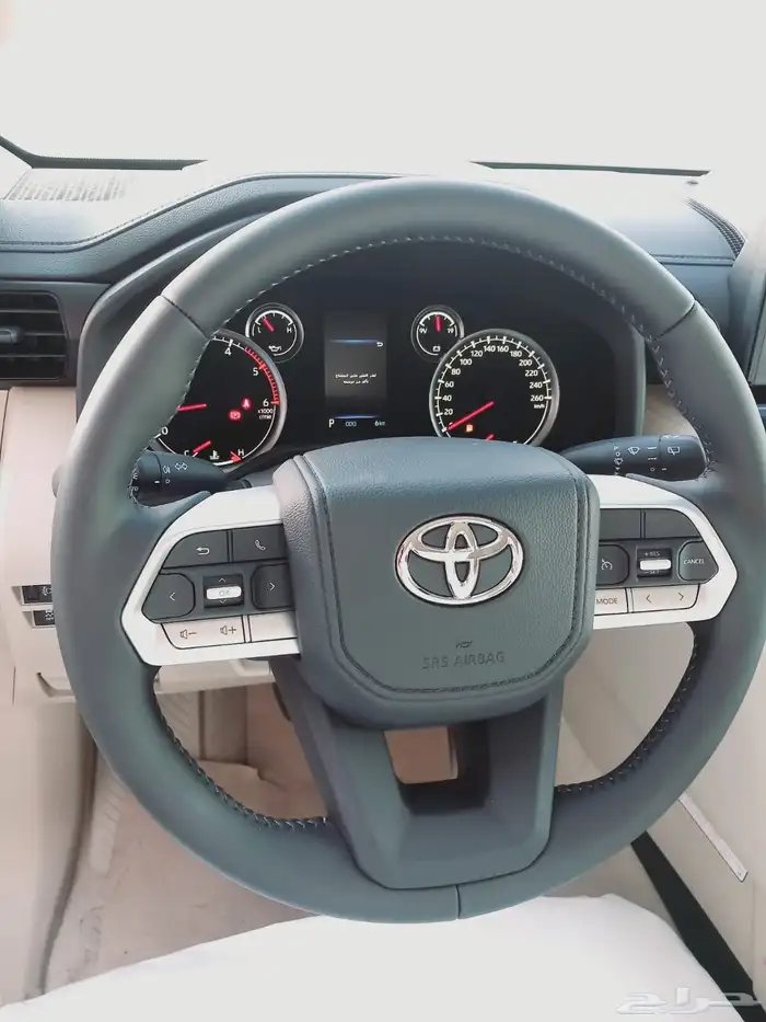 تويوتا لاندكروزر جي اكس GX ديزل 2024 اصفار 11