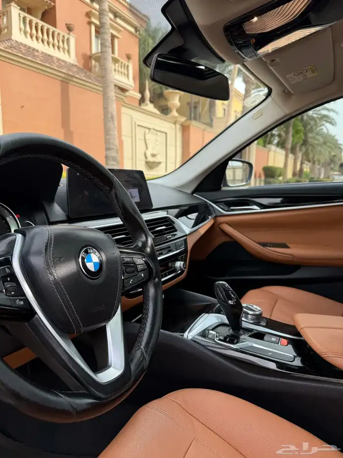 BMW 520i 2018 10